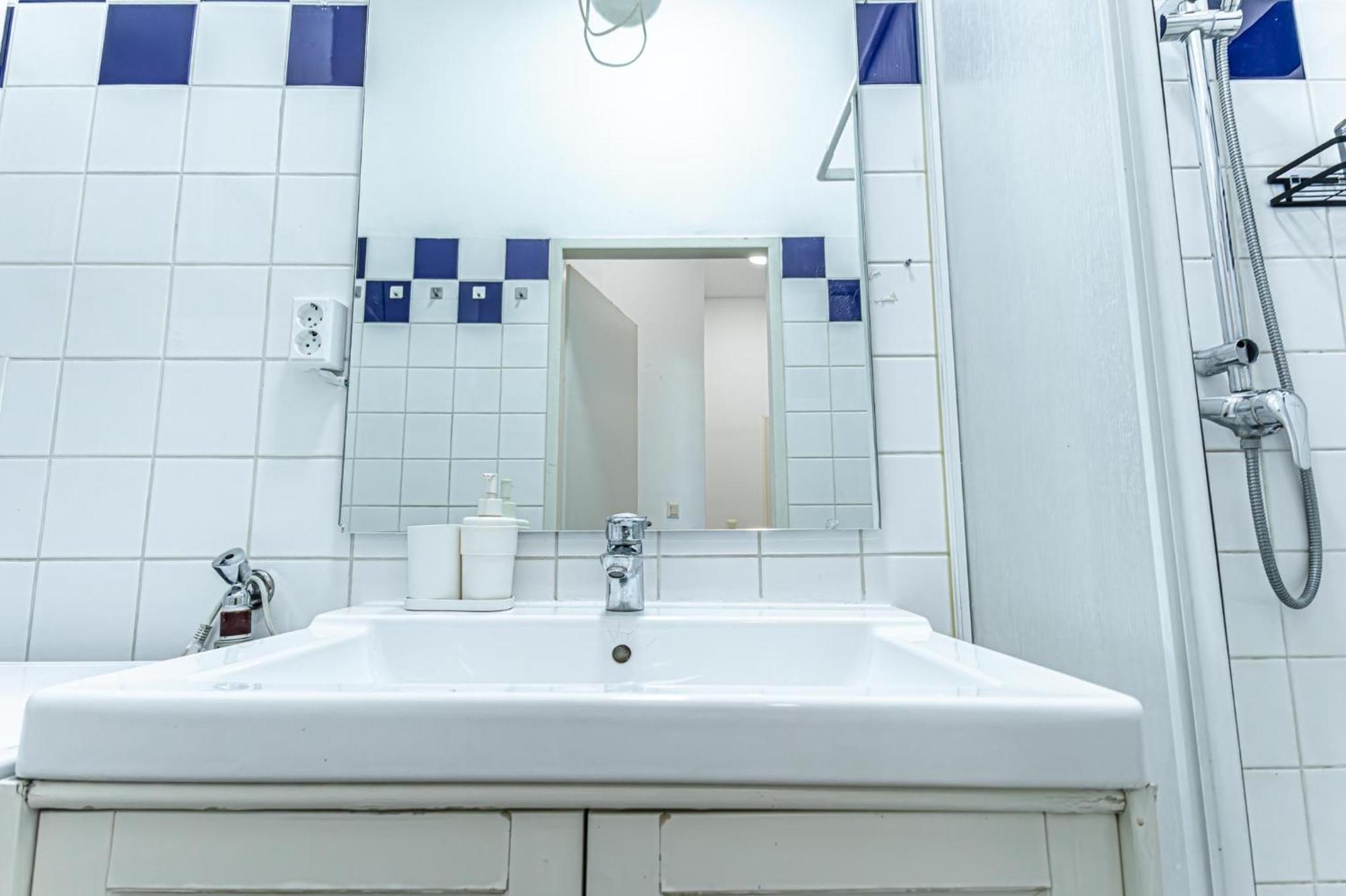 וינה Superior 2Br Apartment - Perfect For Longstays מראה חיצוני תמונה